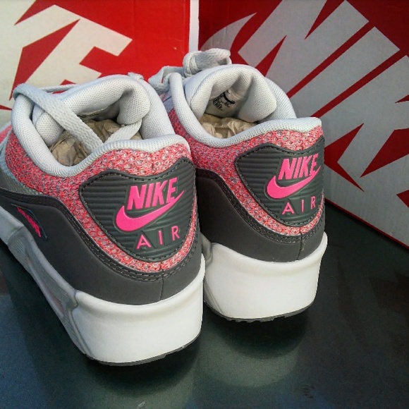 Wmns/Girls Nike Air Max 90 Ultra 2.0 (Size 7y/8.5) - Picture 4 of 8